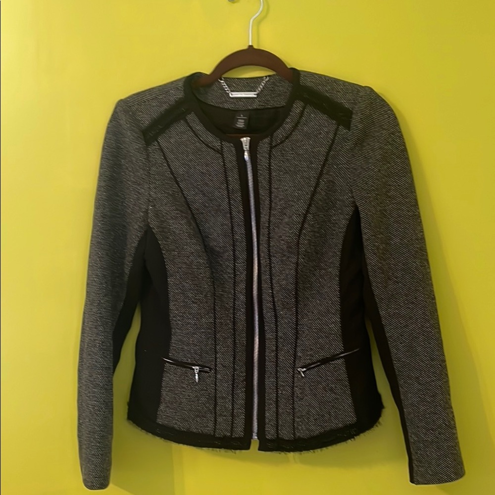 Women's Black and Gray Jacket